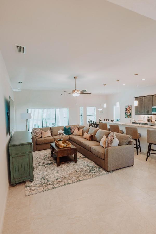 The Basilican Cape Coral Exterior foto